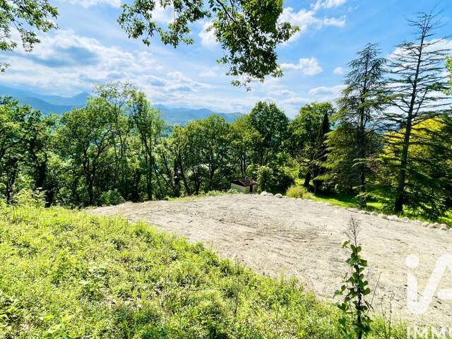 Vente Terrain à bâtir 3 234 m&sup2; — photo du bien