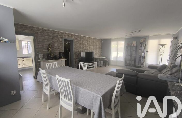 Vente Maison/villa 7 pièces — photo 2