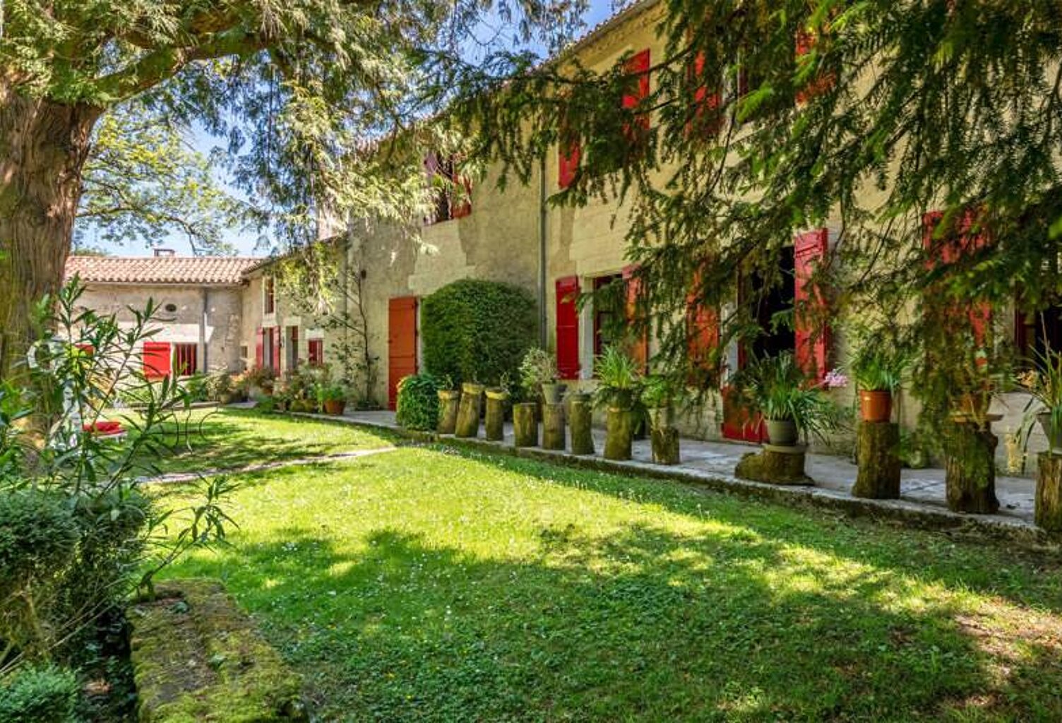 Manoir de 10 pièces principales — photo 1