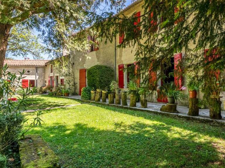 Manoir de 10 pièces principales — photo 1