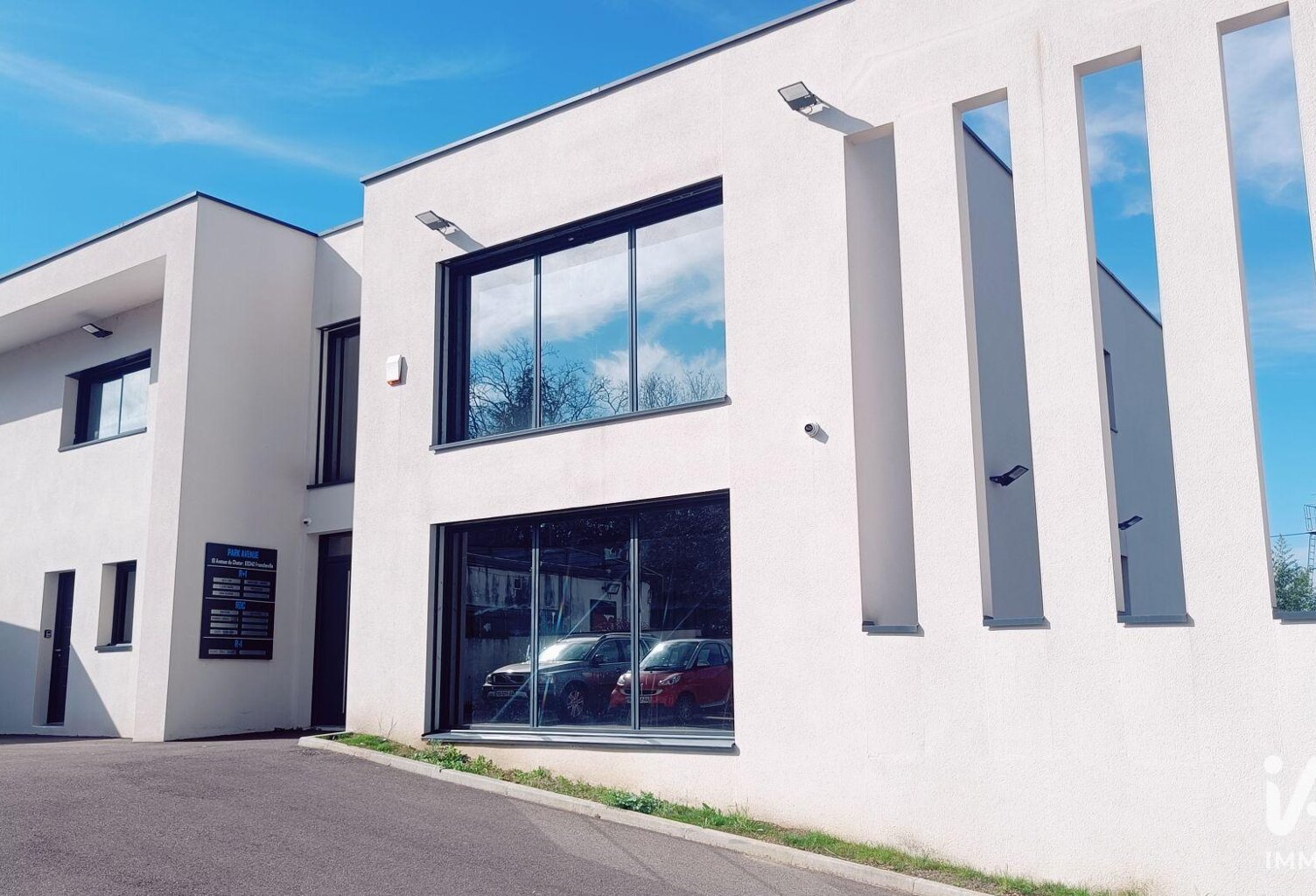 Vente Bureaux 902 m&sup2; — photo 1