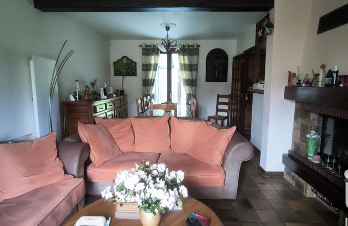 Vente Maison/villa 9 pièces — photo 4