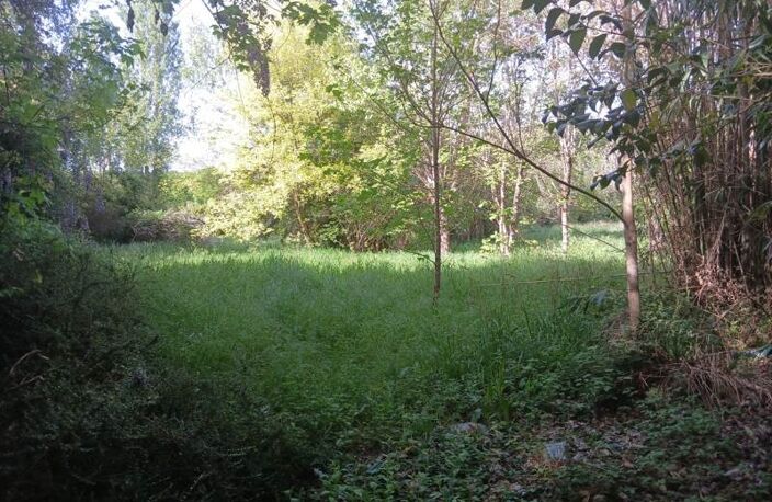 Vente terrain  3135 m² Le Vigan-en-Quercy (46300) — photo 2
