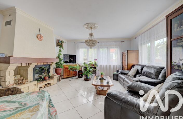Vente Maison/villa 6 pièces — photo 2