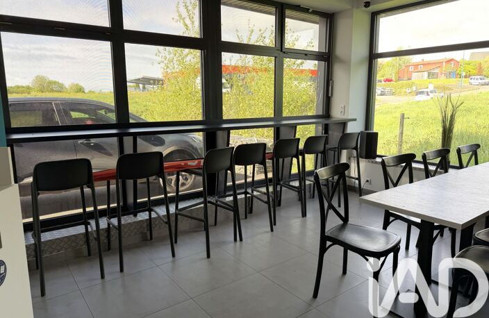 Vente Local commercial 132 m&sup2; — photo 3