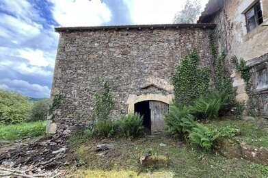 Maison  33000 €
