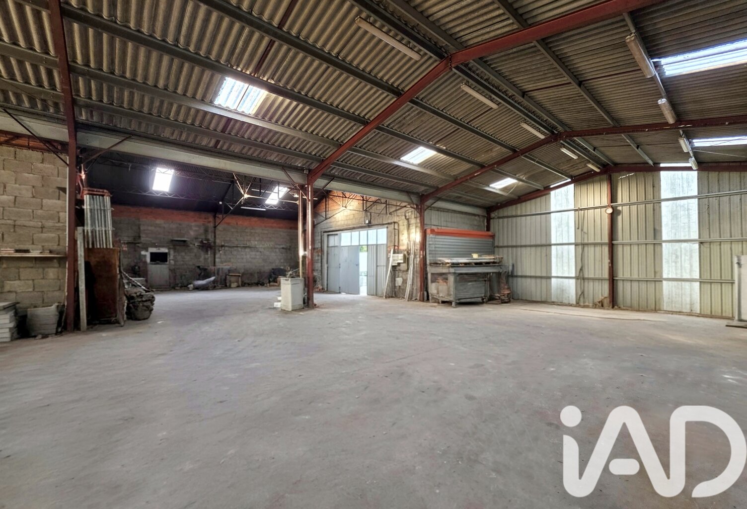 Vente Boutique/Local commercial 760 m&sup2; — photo 1