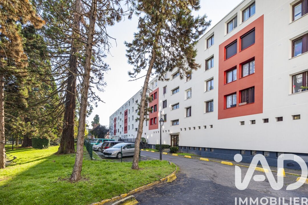 Appartement à louer, 4 pièces, 58 m², Franconville