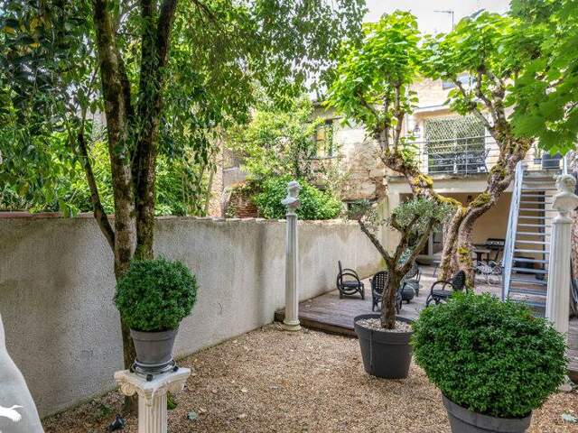 Maison en pierre de 3 pièces principales — photo du bien