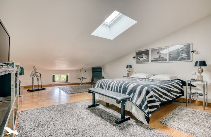 Maison en pierre de 3 pièces principales — photo 3