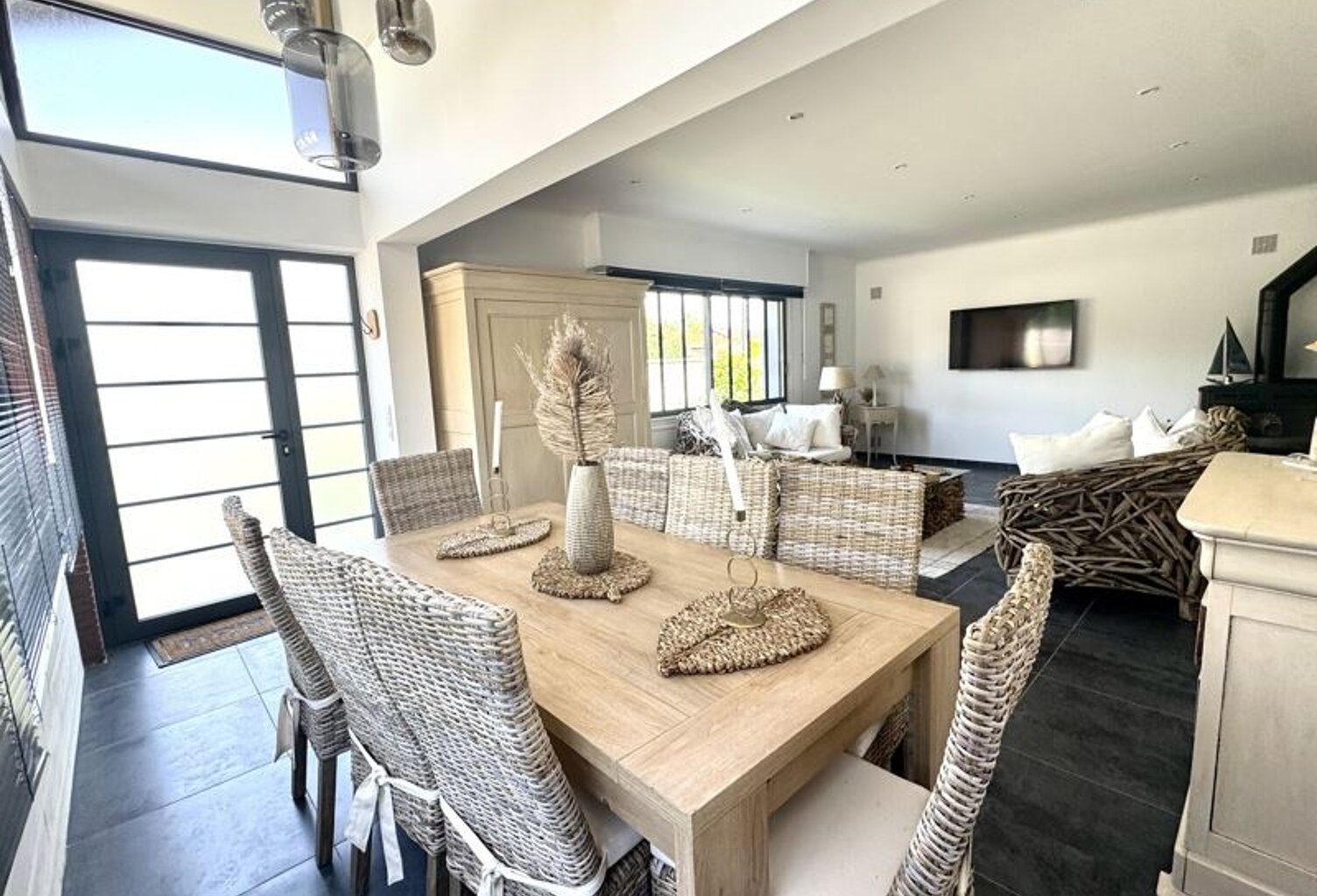Vente maison 5 pièces 127 m² Gujan-Mestras (33470) — photo 1