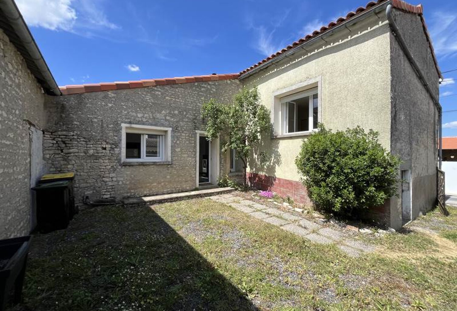 Maison de bourg de 2 pièces principales — photo 1