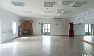 Commerce  145 m² à vendre à Nancras (17600)