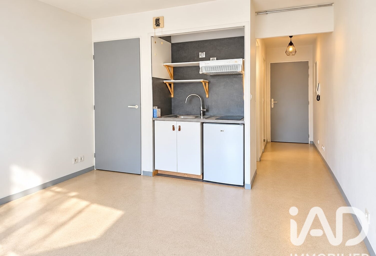 Vente Studio 1 pièce — photo 1