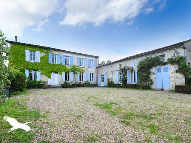 Domaine de 10 pièces principales — photo du bien