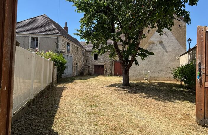Vente Maison/villa 8 pièces — photo 3