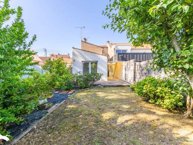 Maison de ville de 5 pièces principales — photo du bien