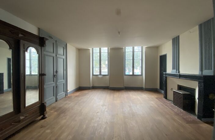 Maison en pierre de 9 pièces principales — photo 3