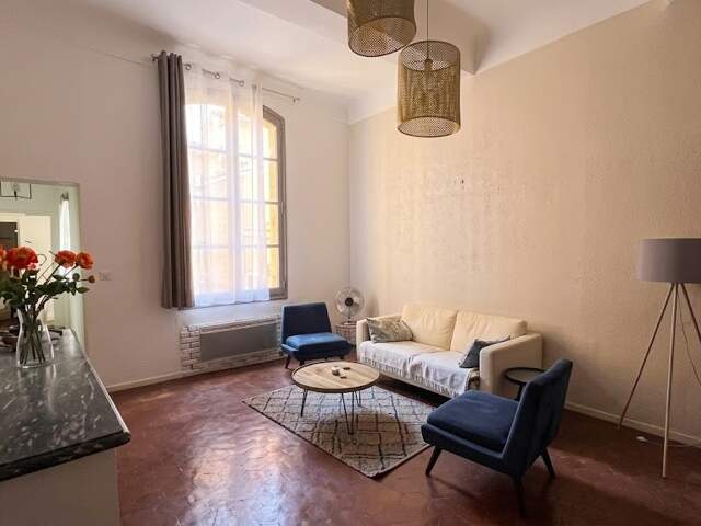 TROIS-PIECES D'EXCEPTION MEUBLE – CENTRE HISTORIQUE D'AIX EN PROVENCE — photo du bien
