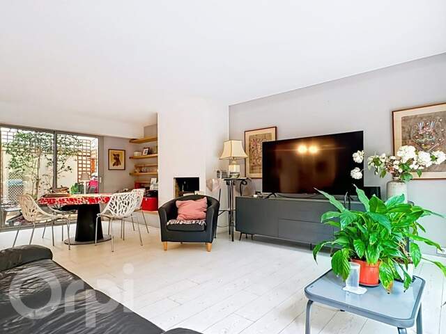 VILLA DUPLEX AVEC JARDIN | 5 MINUTES DE LA RUE D’ANTIBES — photo du bien