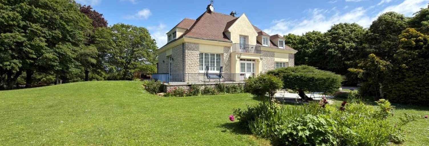 Maison 8 Pièces 303 m² à vendre à Chartres (28000)