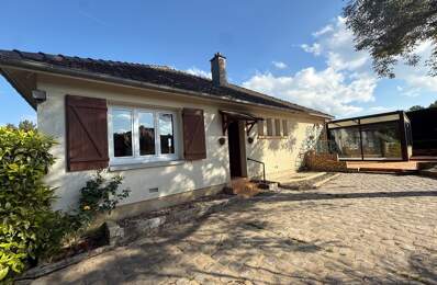   MAISON DE PLAIN-PIED À JOUY – ENVIRONNEMENT EXCEPTIONNEL – 4 426 m² DE TERRAIN — photo du bien