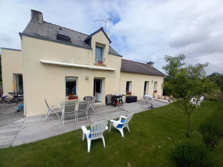 Maison en pierre rénovée — photo 1