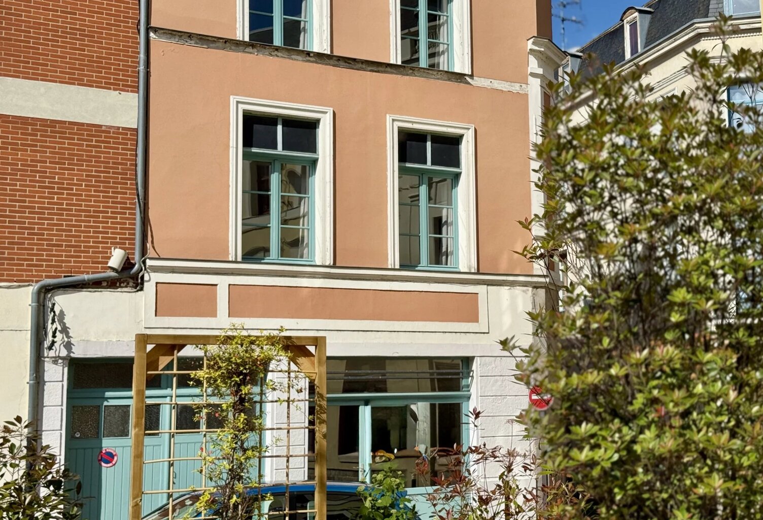 ENSEMBLE IMMOBILIER DIVISIBLE A RENOVER - DOUAI — photo 1