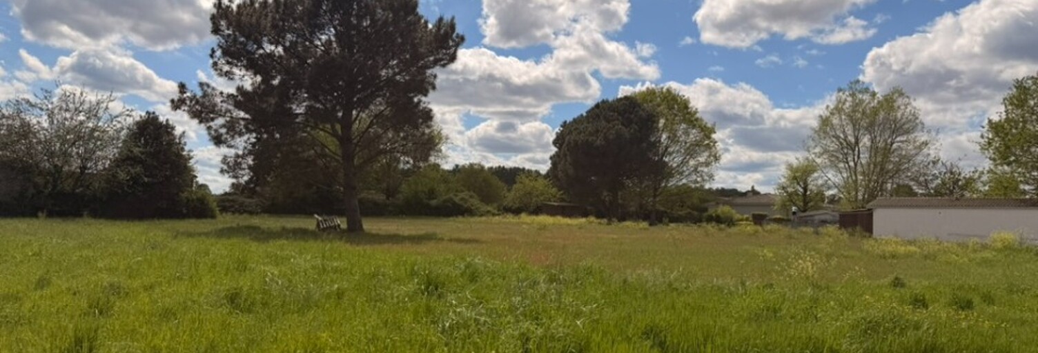 Terrain  400 m² à vendre à Léognan (33850)