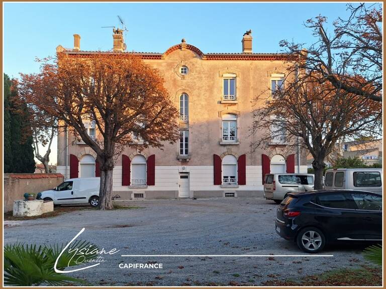 ENSEMBLE IMMOBILIER AVEC MAISON D'HABITATION ET 3 APPARTEMENTS LOUES, 5 DEPENDANCES, GRENIER — photo 1