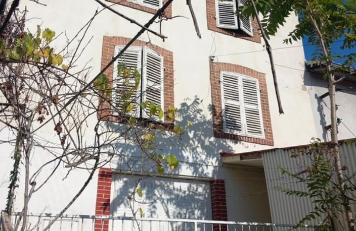Ensemble immobilier A RESTAURER ENTIEREMENT comprenant maison de ville, appartement et 2 anciens ateliers de coutellerie — photo 4