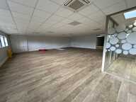 bureaux à louer RILLIEUX LA PAPE (69) plateau de bureaux de 344m2 au 1er étage avec parking inclu — photo 2