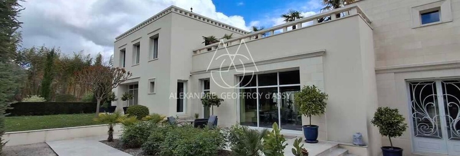 Maison 12 Pièces 580 m² à vendre à Tours (37000)