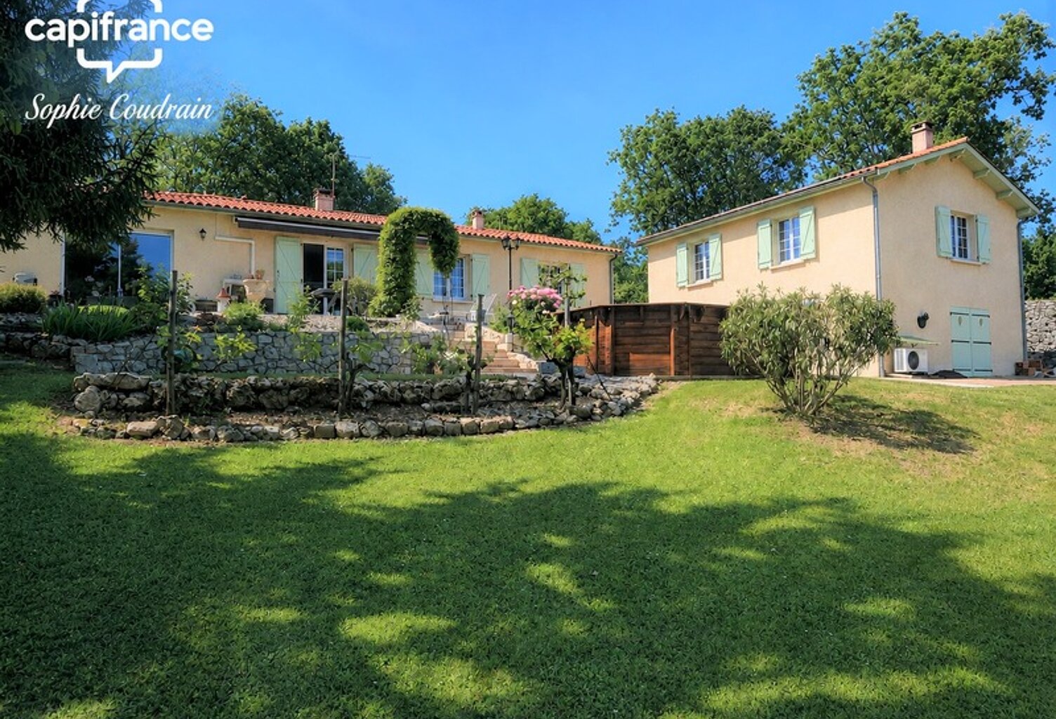 Belle Maison de plain pied avec 4 chambres et jardin arboré - à vendre - 6 pièces - ALLEZ ET CAZENEUVE (47) — photo 1