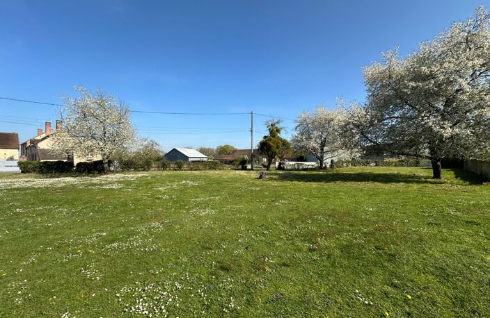 GRISELLE - Corps de ferme entier 9 bâtiments - Terrain de 4 212 m2 — photo 4
