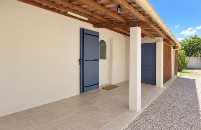 Maison individuelle de plain-pied - 6 pièces 166m2 13790 Peynier — photo 2
