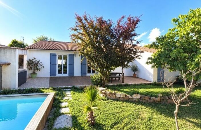 Maison individuelle de plain-pied - 6 pièces 166m2 13790 Peynier — photo 3