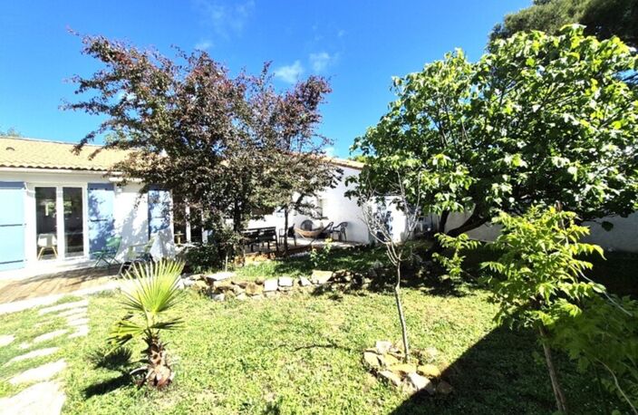 Maison individuelle de plain-pied - 6 pièces 166m2 13790 Peynier — photo 4