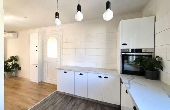 Maison individuelle de plain-pied - 6 pièces 166m2 13790 Peynier — photo 5