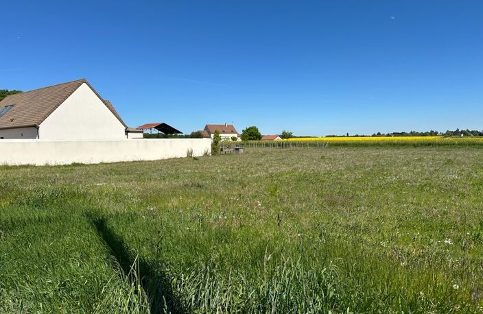 POLIGNY (77) Terrain à bâtir de 1 546 m2 - Façade de 24m — photo 2