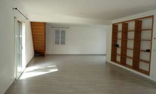 Maison 10 Pièces 198 m² à louer à Ars (16130)
