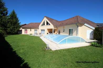 Maison 9 pièces 499000 €