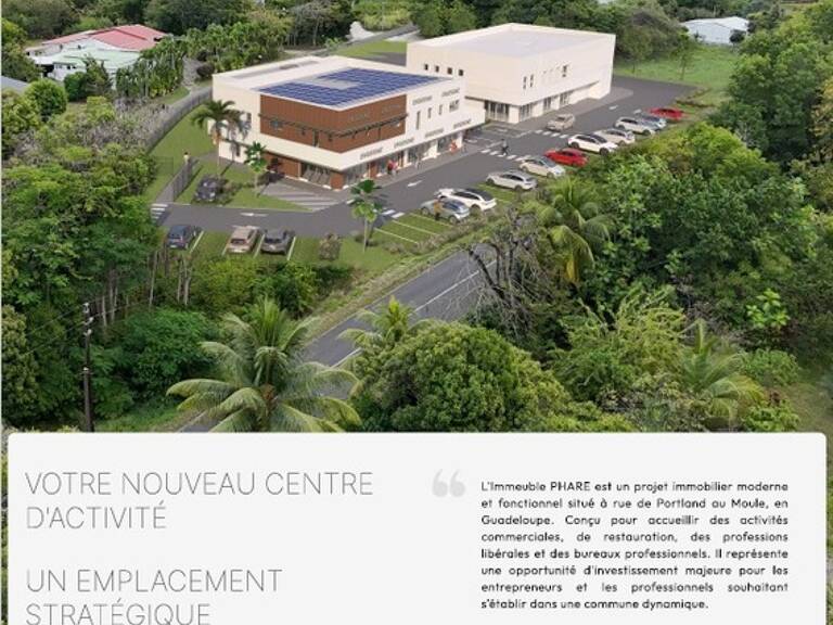 EN EXCLUSIVITE - A LOUER – LOCAUX COMMERCIAUX & PROFESSIONNELS – LE MOULE (QUARTIER PORTLAND) — photo 1