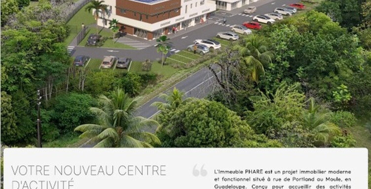 EN EXCLUSIVITE - A LOUER – LOCAUX COMMERCIAUX & PROFESSIONNELS – LE MOULE (QUARTIER PORTLAND) — photo 1