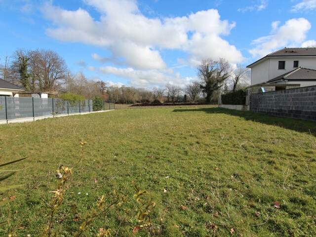 Terrain à vendre  IDRON (64) — photo du bien