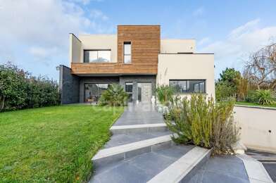 Maison 12 pièces 849000 €