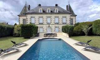Maison 11 Pièces 406 m² à vendre à Châlus (87230)