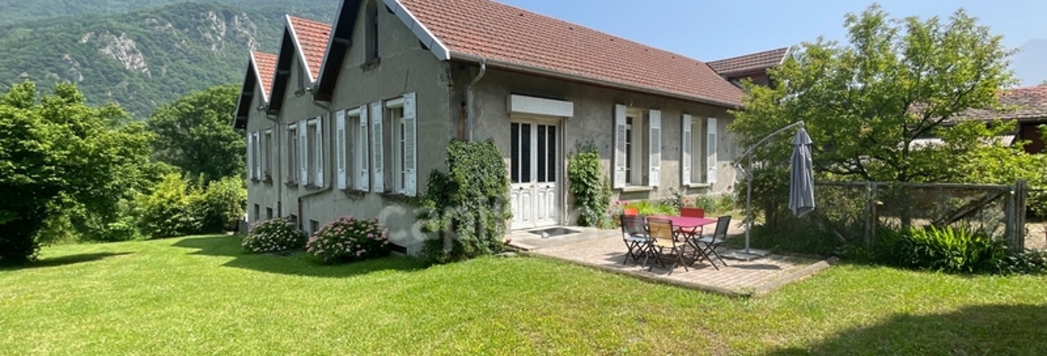 Maison 12 Pièces 450 m² à vendre à Saint-Rémy-de-Maurienne (73660)