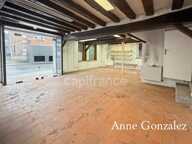 Ensemble immobilier à vendre centre bourg de la LA FERTE SAINT AUBIN : local comercial+appartement à rénover + dépendance + garage et deux places de parking — photo 2