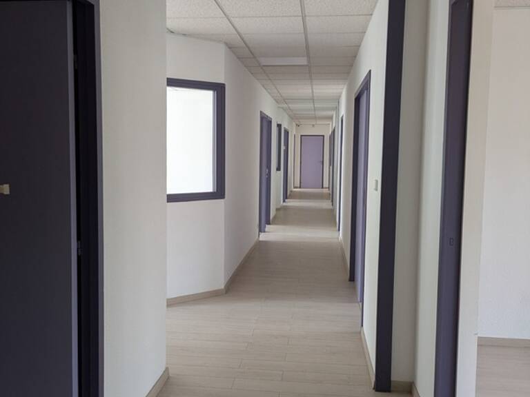 Bureaux à vendre GRENOBLE (38) 245 m² — photo 1